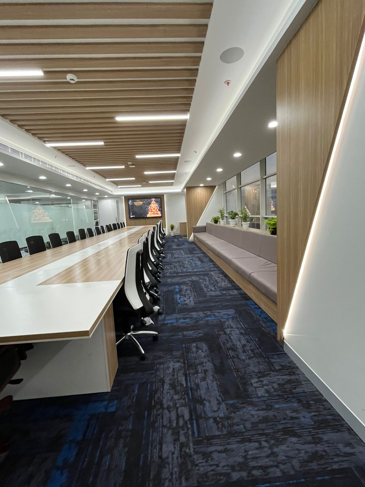 Global Green Interior Design Company Logo - Sustainable Design Experts